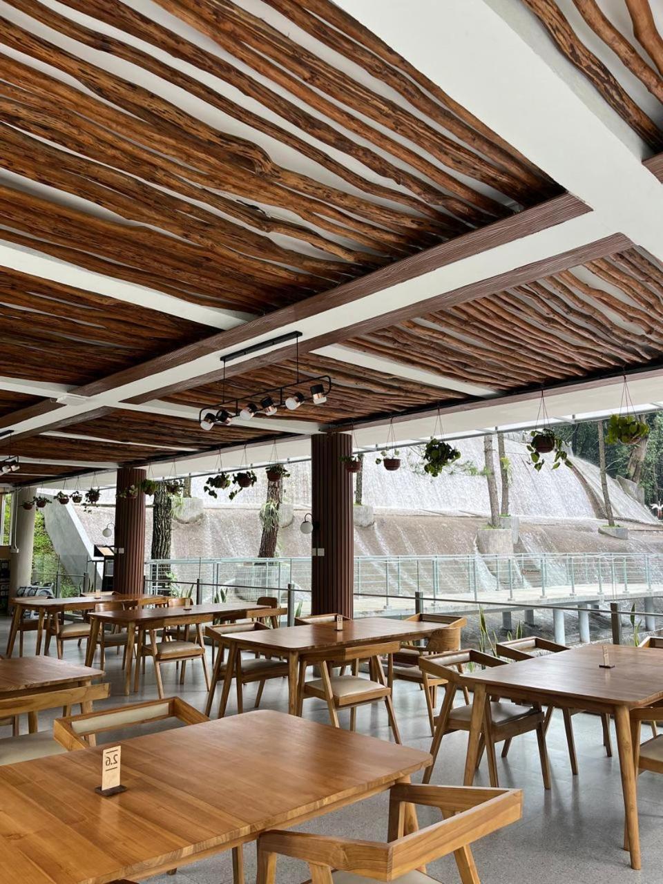 Heha Waterfall Suites & Camping Ground Paragajen エクステリア 写真